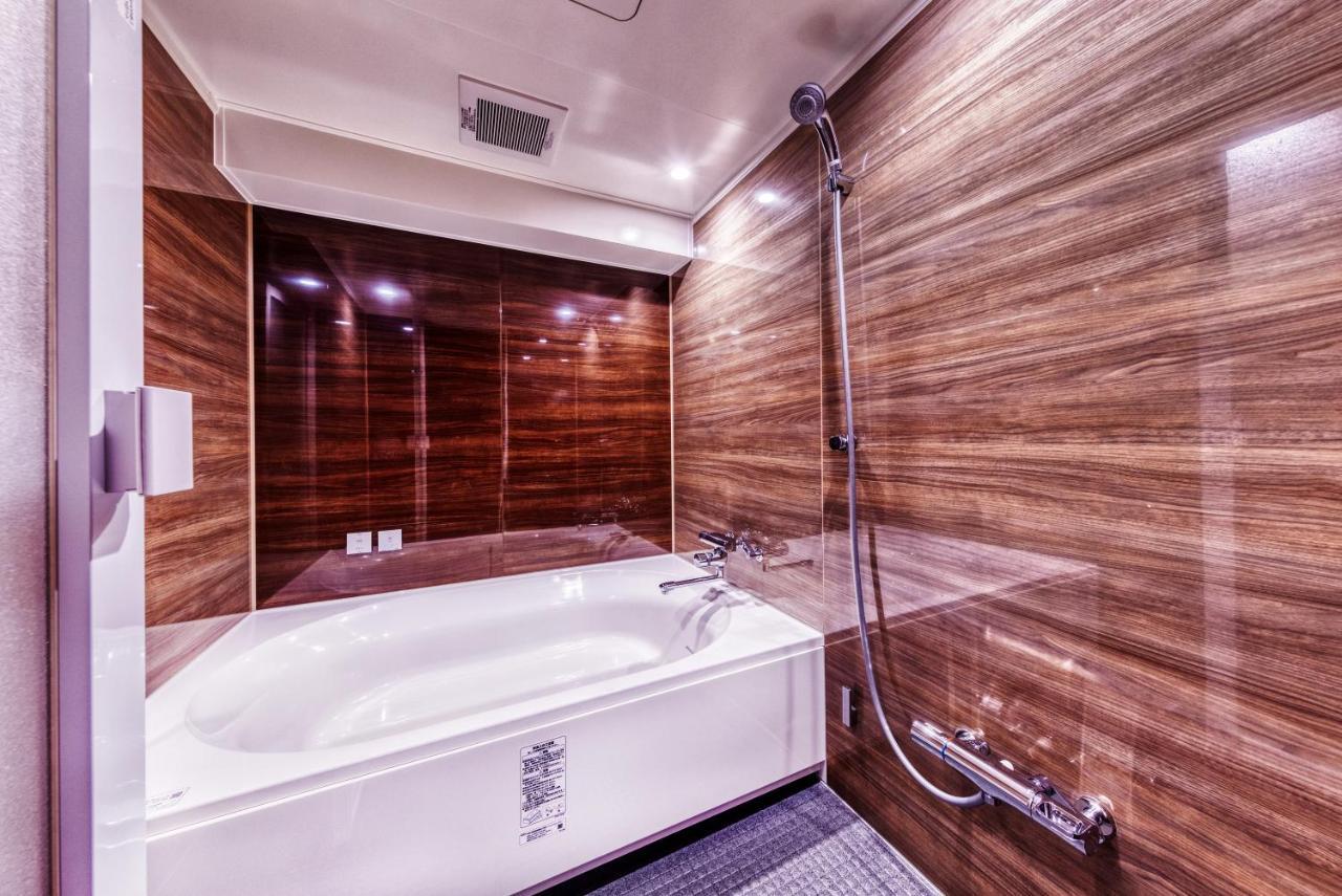 Hotel cinta Lotus Umeda -adult Only